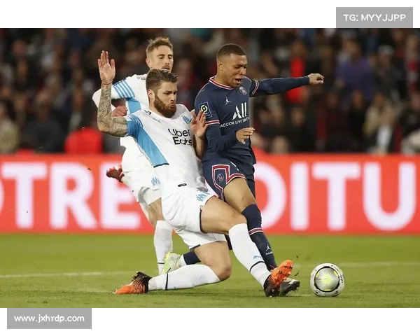 如何观看巴黎圣日耳曼与马赛的法甲经典对决直播和赛后精彩回放