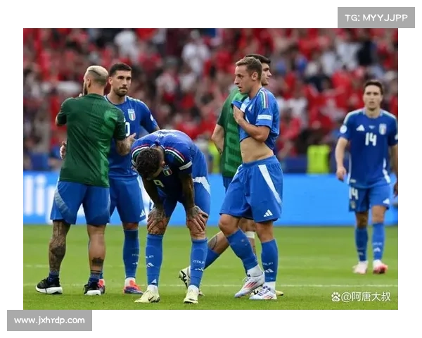 意大利在欧洲杯小组赛中轻松战胜瑞士晋级16强展现强大实力