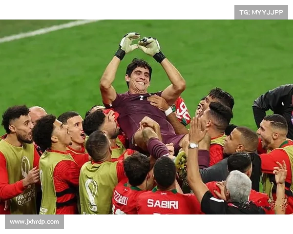 提升扑点球成功率的关键技巧与判断方法解析